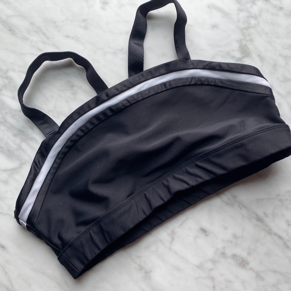 SoulCycle Sports Bra "With the Band" M Used